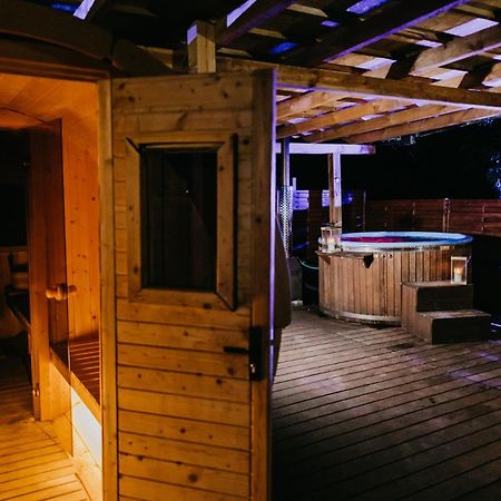 Отель Luxury Camp - 150 M Od Suntago Park Grabce-Towarzystwo Экстерьер фото