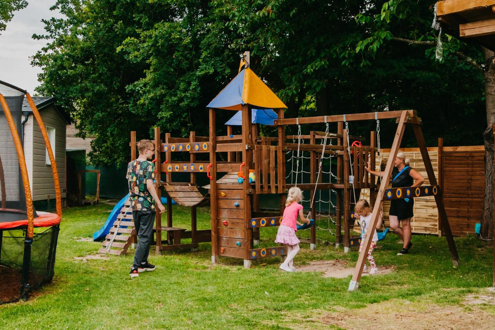 Отель Luxury Camp - 150 M Od Suntago Park Grabce-Towarzystwo Экстерьер фото